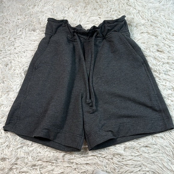 lululemon athletica Pants - Lululemon Hello Sunday Short Heathered Mod Black
